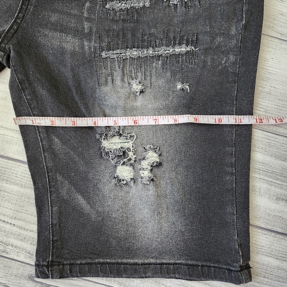 Men's Distressed Skinny Fit Black Denim Shorts With Stretch - Picture 6 of 11